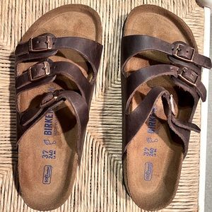 Birkenstock Softbed Florida Habana Sandals Size 6